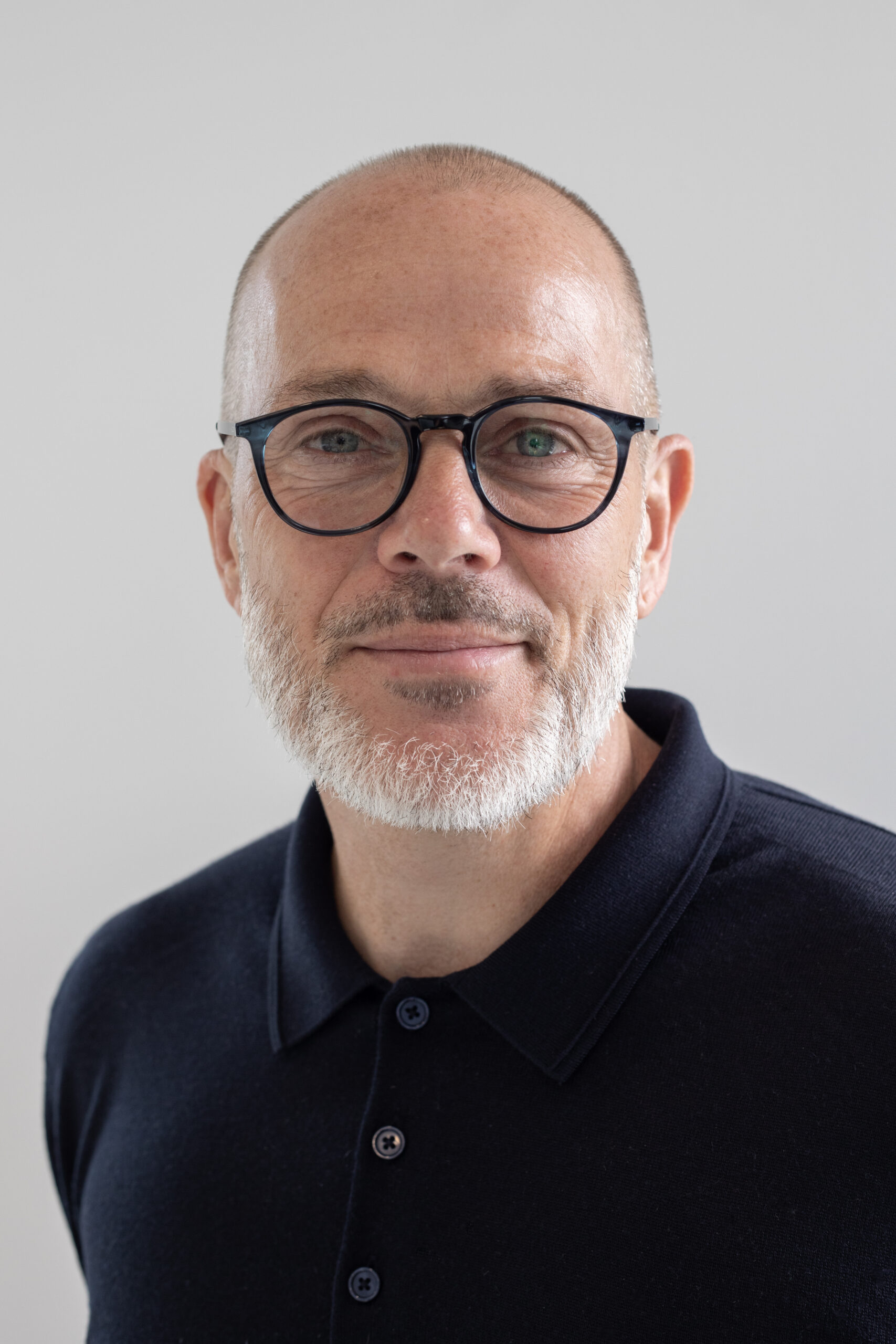 Select Com Stuart Kennedy - Select Group